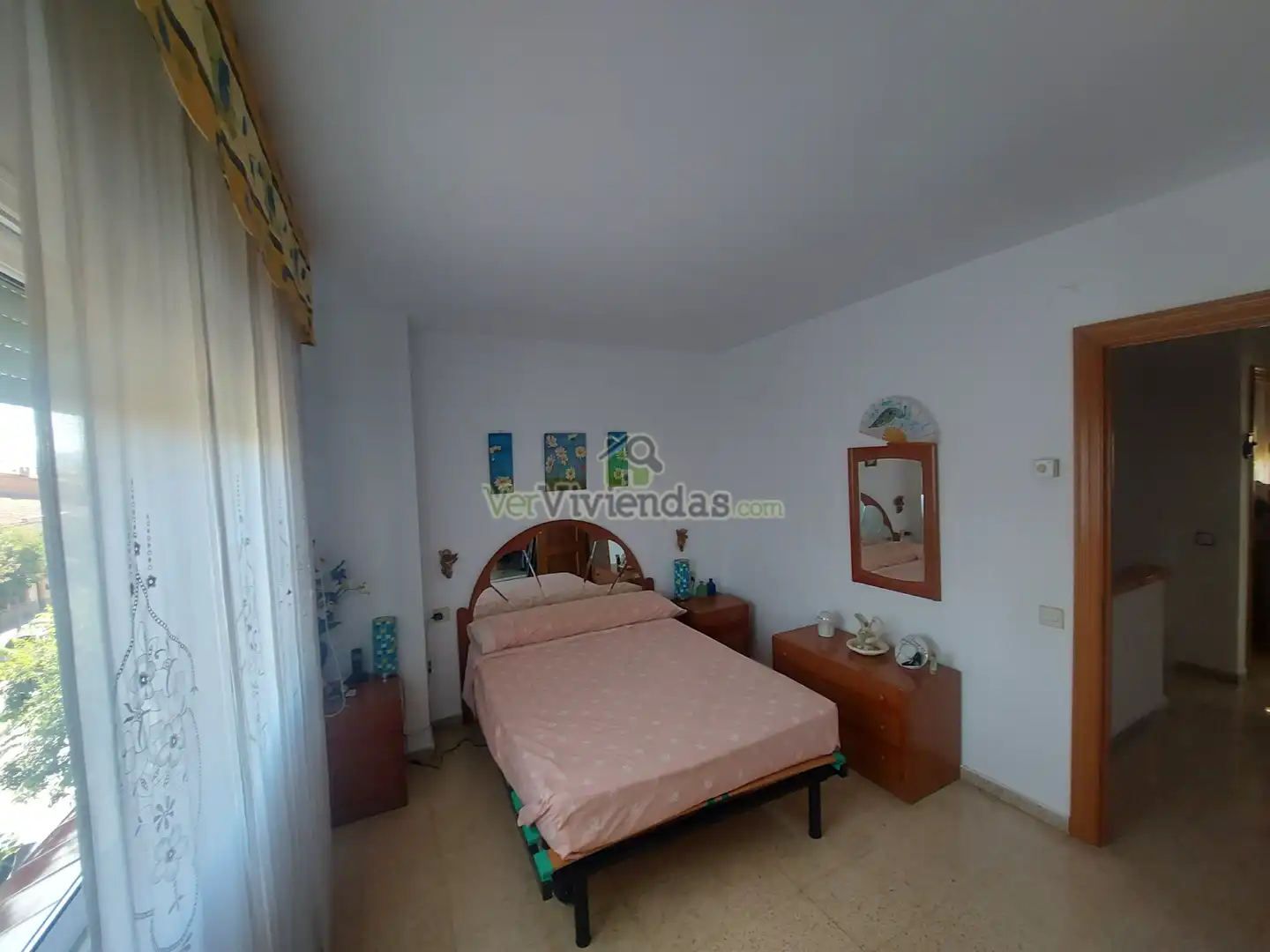 Casa adosada en venda a Carrer Josep Pla, 8, Abrera