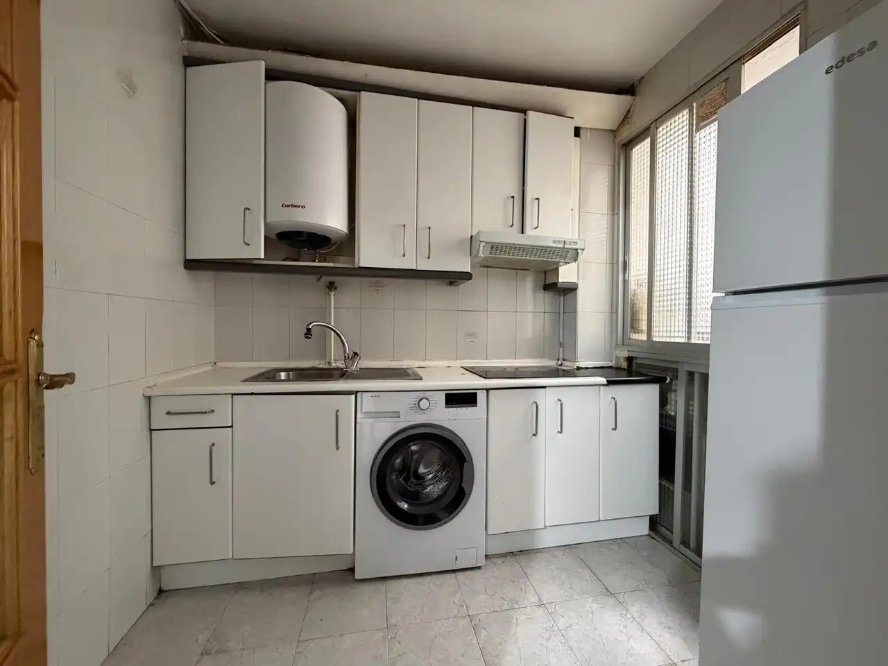 Küche von Wohnung zum Verkauf in Madrid mit Möbliert