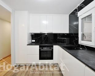 Kitchen of Flat for sale in Gandia  with Air Conditioner, Heating and Balcony