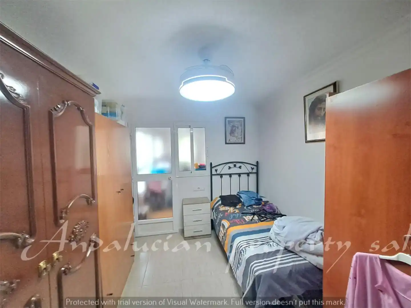 Dormitori de Casa adosada en venda en Cuevas de San Marcos amb Balcó