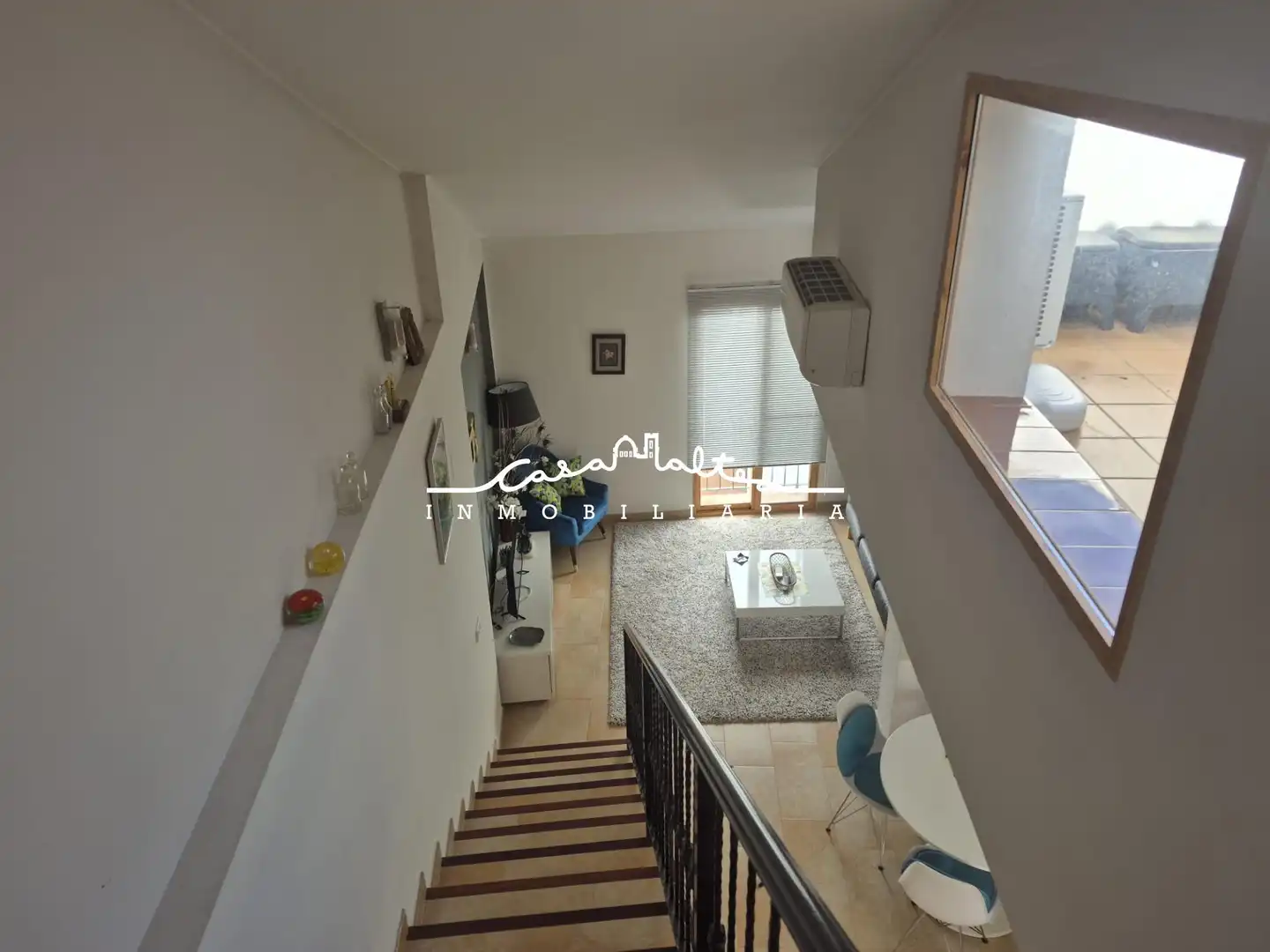 Sala d'estar de Dúplex de lloguer en Altea amb Aire condicionat, Traster i Moblat