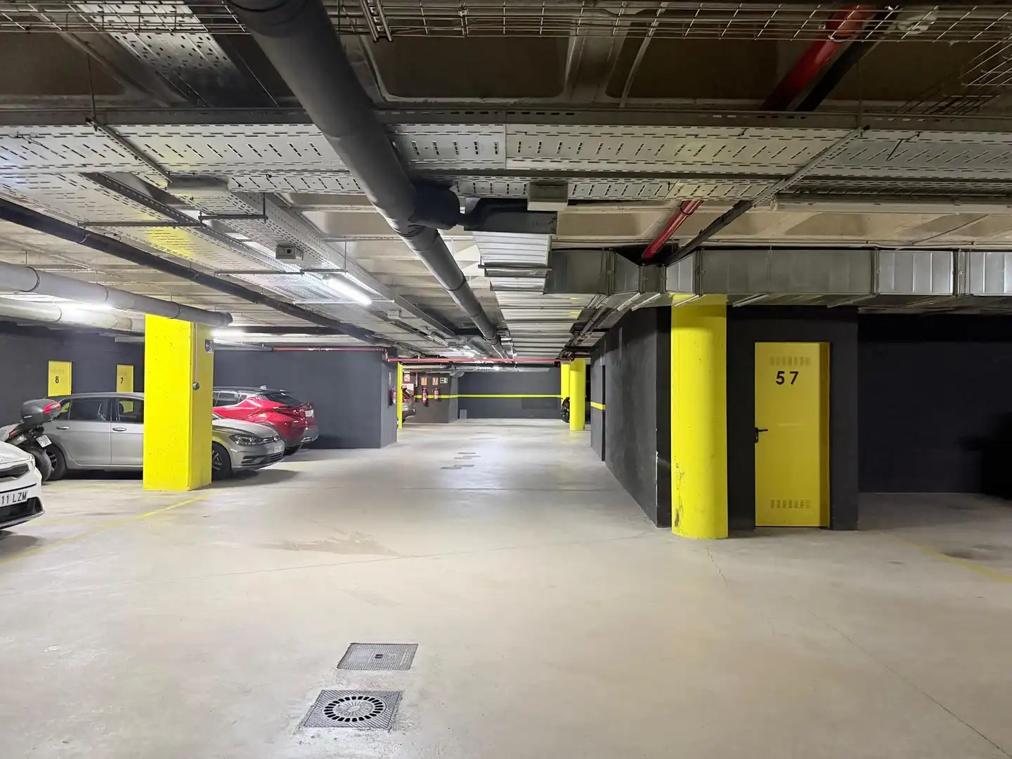 Parking de Piso de alquiler en Igualada con Aire acondicionado, Calefacción y Parquet