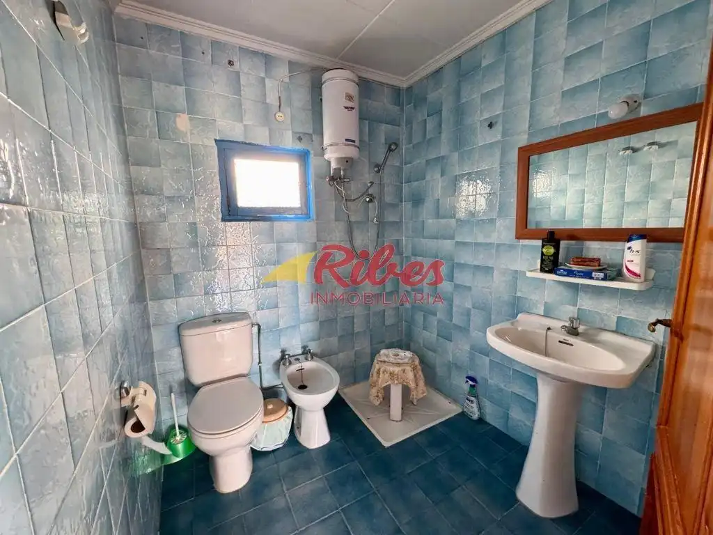 Bathroom of Houses for sale in Cullera