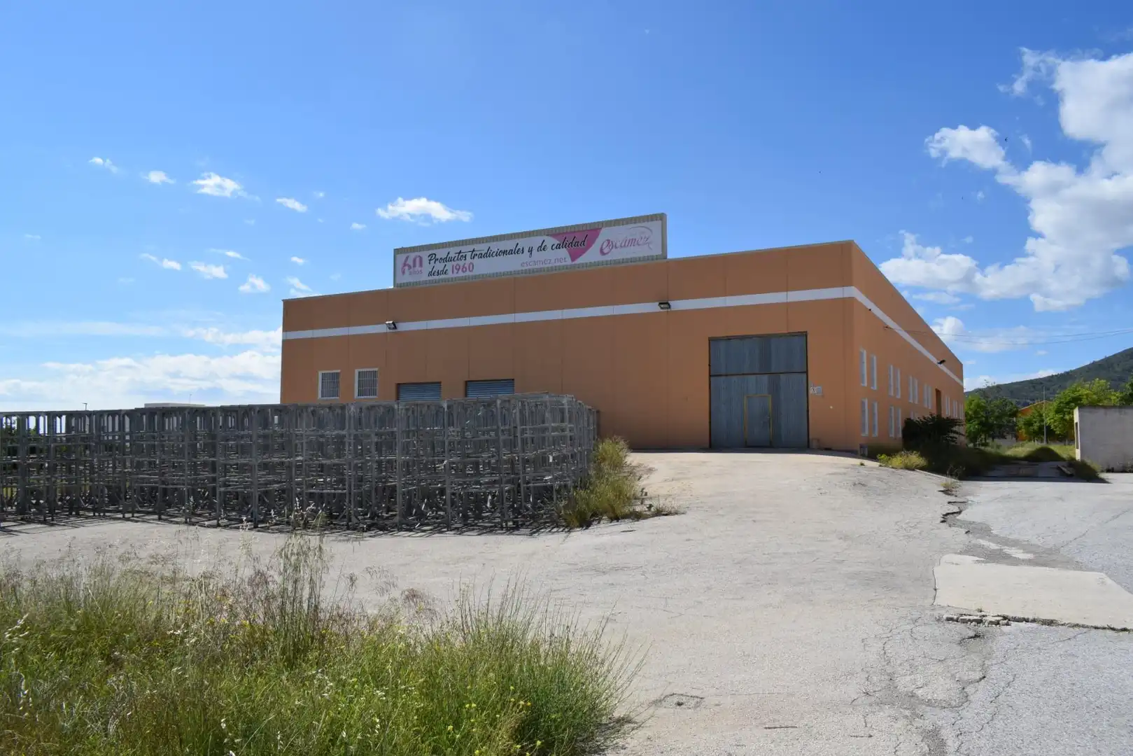 Exterior view of Industrial buildings for rent in Bullas