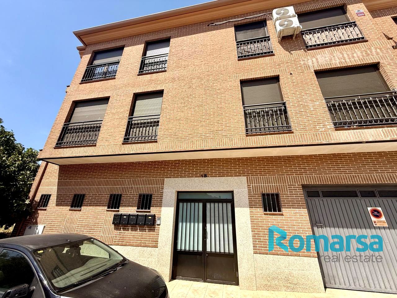 Exterior view of Flat for sale in Sotillo de la Adrada  with Heating