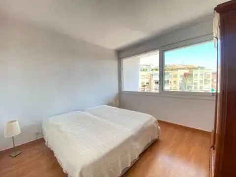 Dormitori de Àtic de lloguer en Barcelona amb Aire condicionat, Calefacció i Balcó