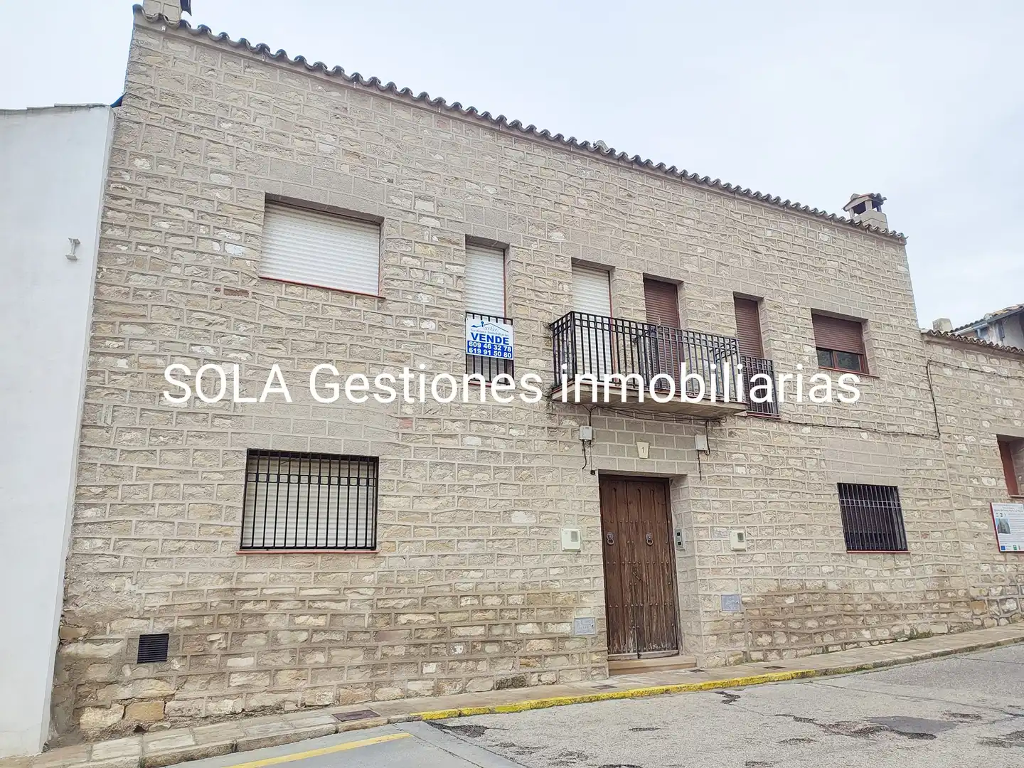 Casa con terrazza in vendita a Torreperogil