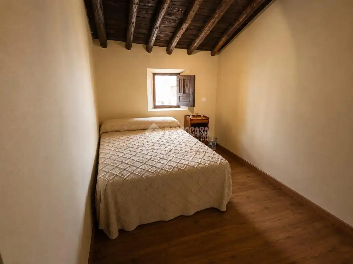 Dormitori de Casa o xalet en venda en Caleruela amb Moblat