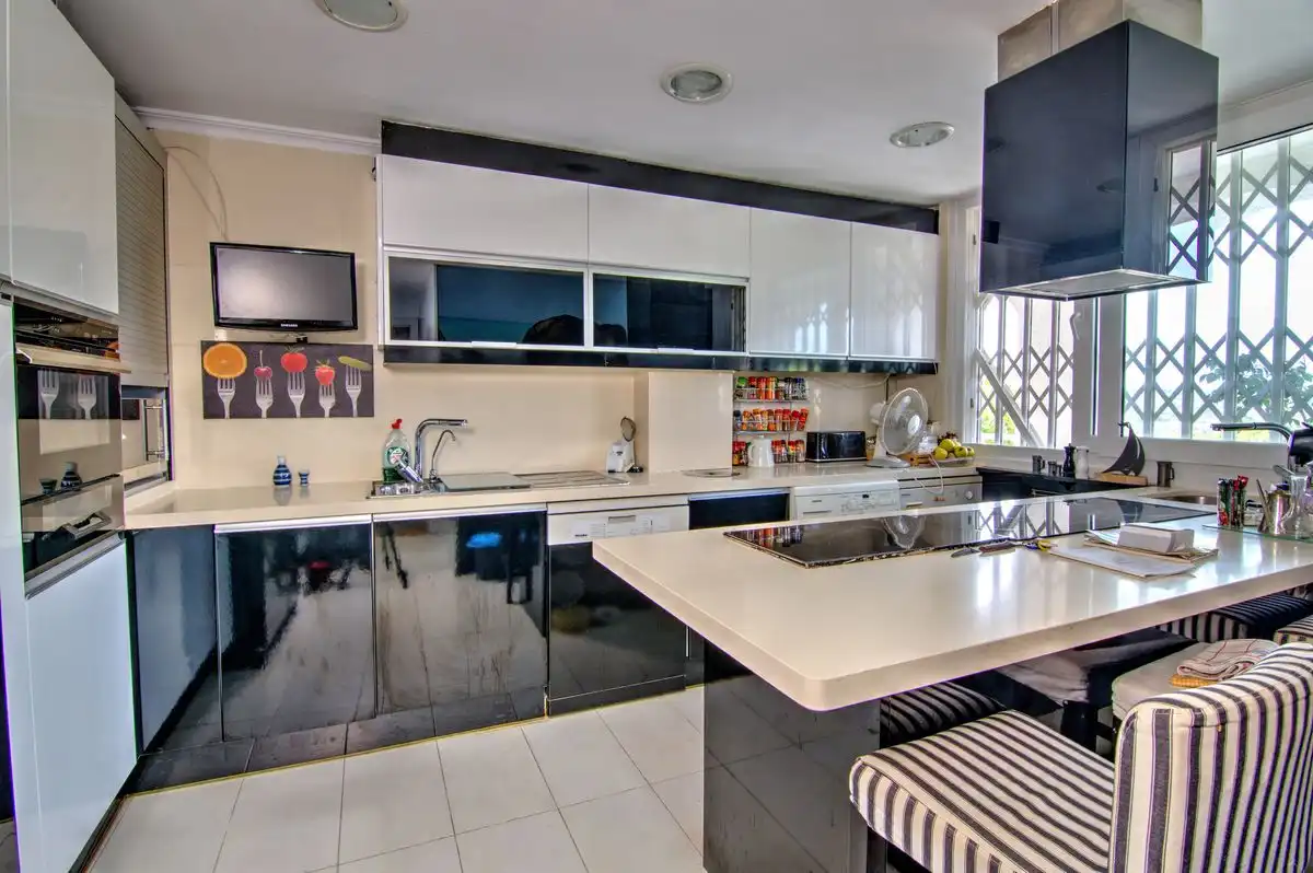 Cocina de Dúplex en venta en Altea con Aire acondicionado, Calefacción y Jardín privado