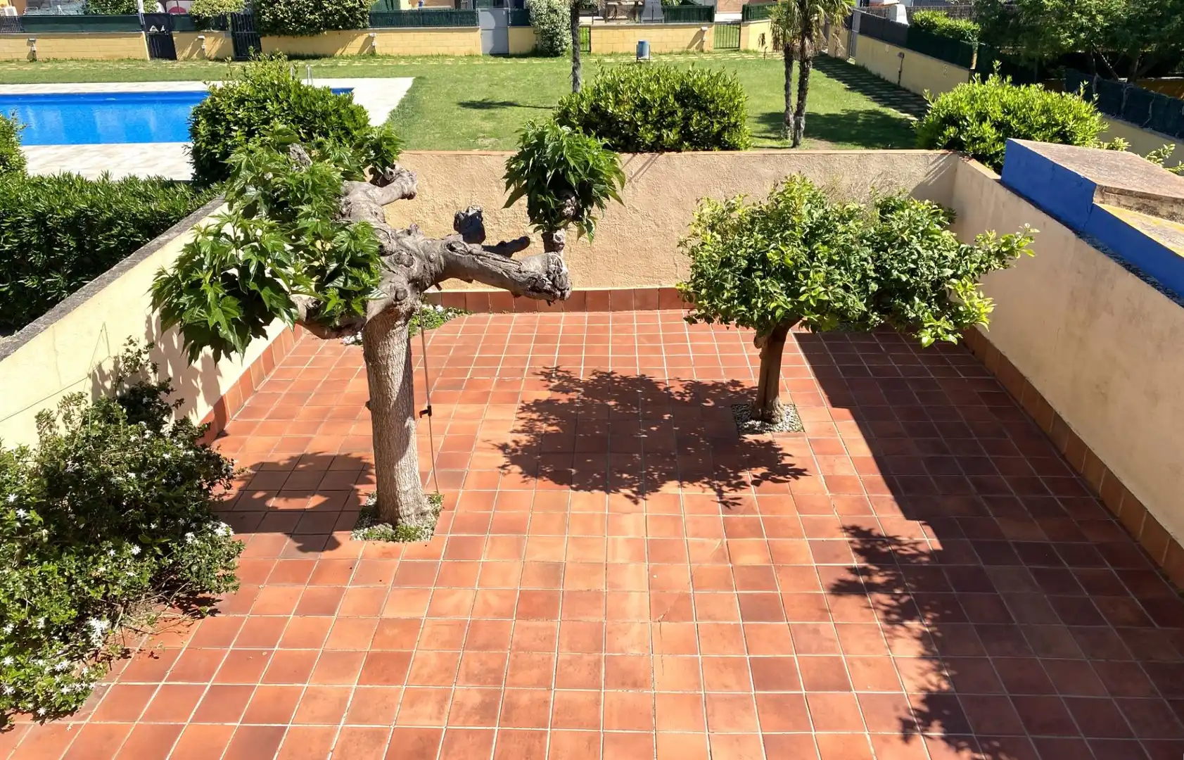 Terrassa de Casa adosada en venda en Sant Pere Pescador amb Aire condicionat, Jardí privat i Terrassa
