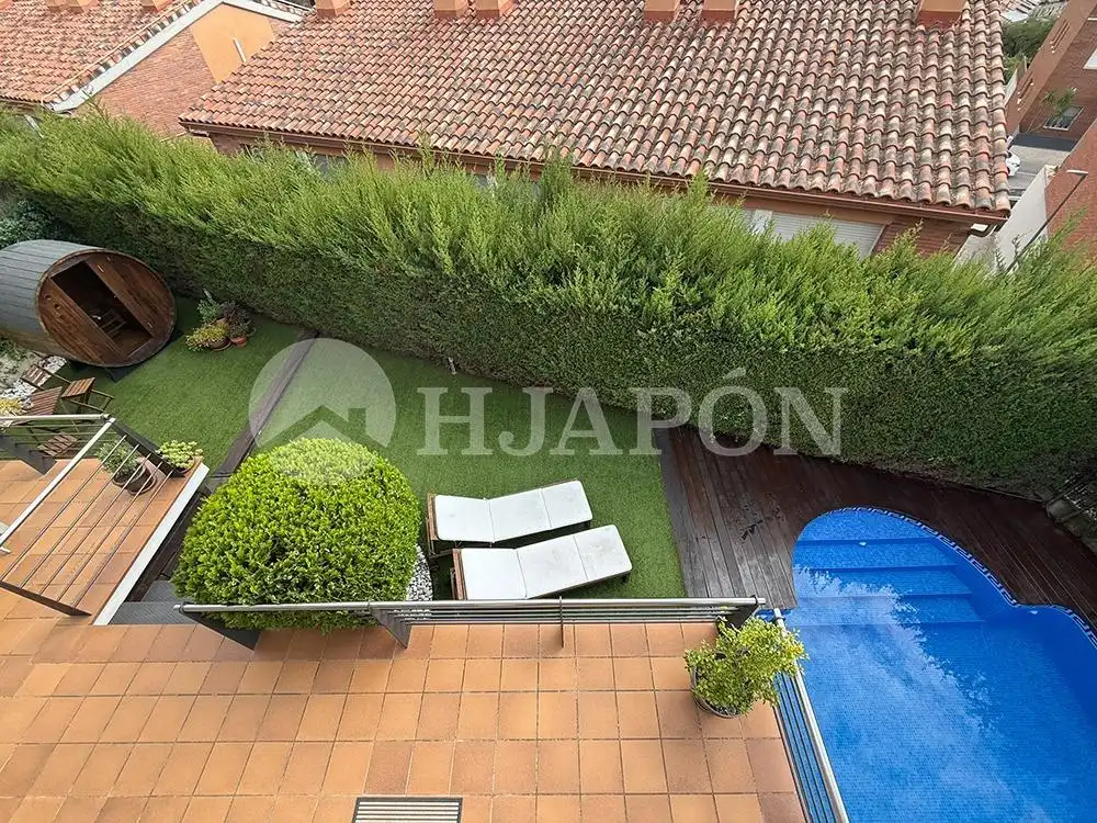 Terrassa de Casa adosada en venda en Vilassar de Dalt amb Aire condicionat, Calefacció i Jardí privat