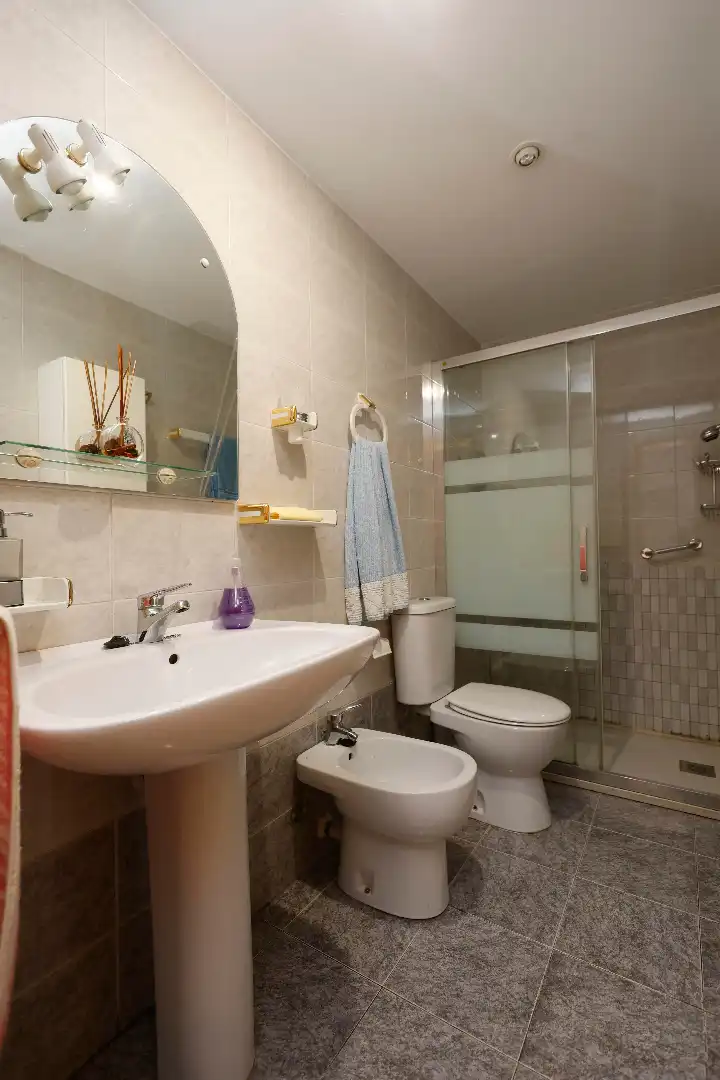 Bathroom of Flat for sale in Delicias