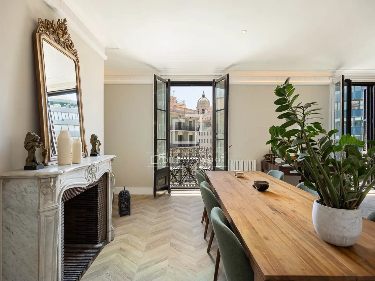Esszimmer von Wohnung zum Verkauf in Barcelona mit Klimaanlage, Heizung und Parkett