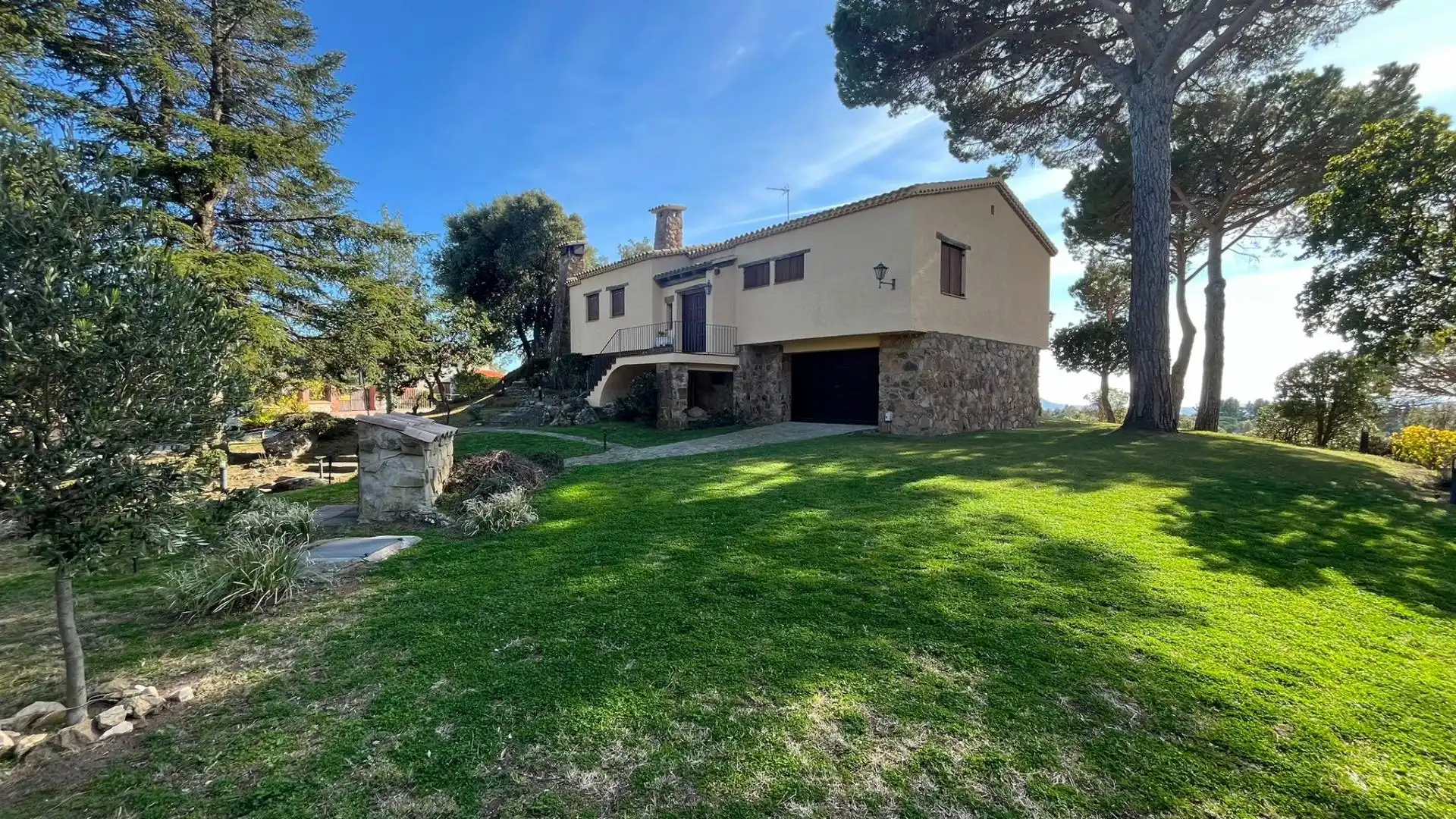 Vista exterior de Casa o xalet en venda en Arbúcies amb Calefacció i Jardí privat