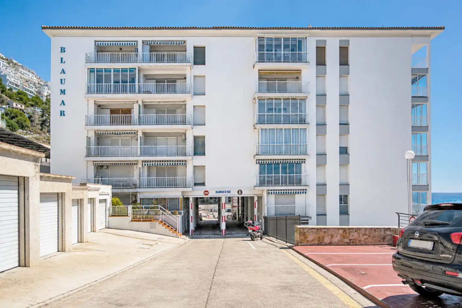 Außenansicht von Maisonette zum Verkauf in Roses mit Möbliert, Ofen und Gemeinschaftspool