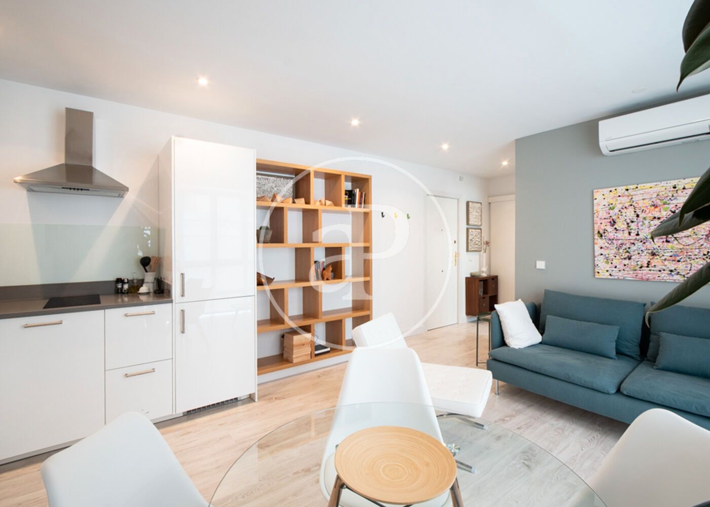 Sala d'estar de Pis de lloguer en  Madrid Capital amb Aire condicionat, Calefacció i Moblat