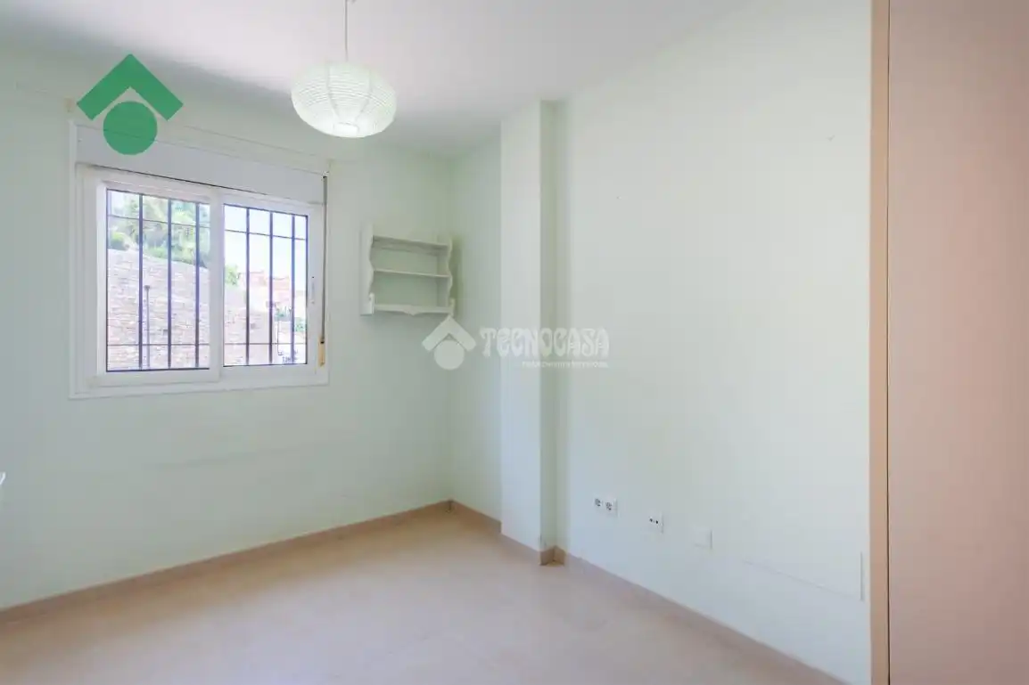 Bedroom of Detached homes for sale in Vélez-Málaga  with Terrace