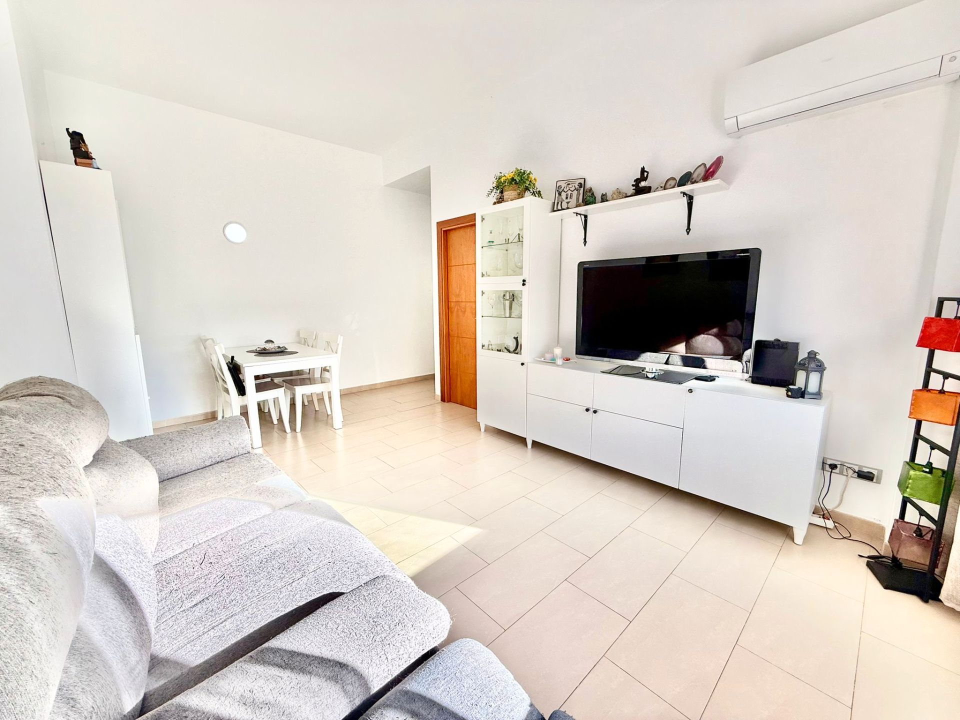 Living room of Apartment for sale in Blanes  with Air Conditioner, Heating and Furnished