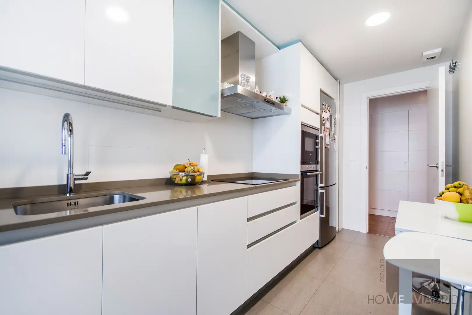 Flat for sale in Calle del Carril de los Caleros, Aravaca