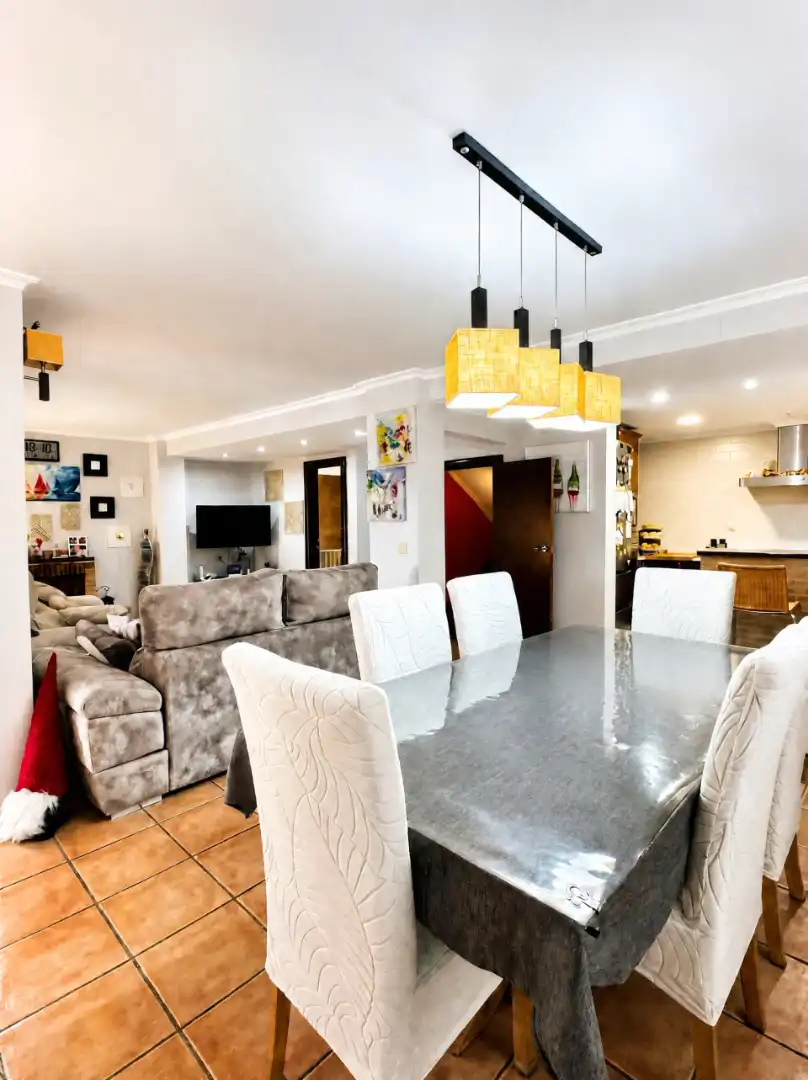 Comedor de Casa o chalet en venta en Montserrat con Jardín privado, Terraza y Trastero