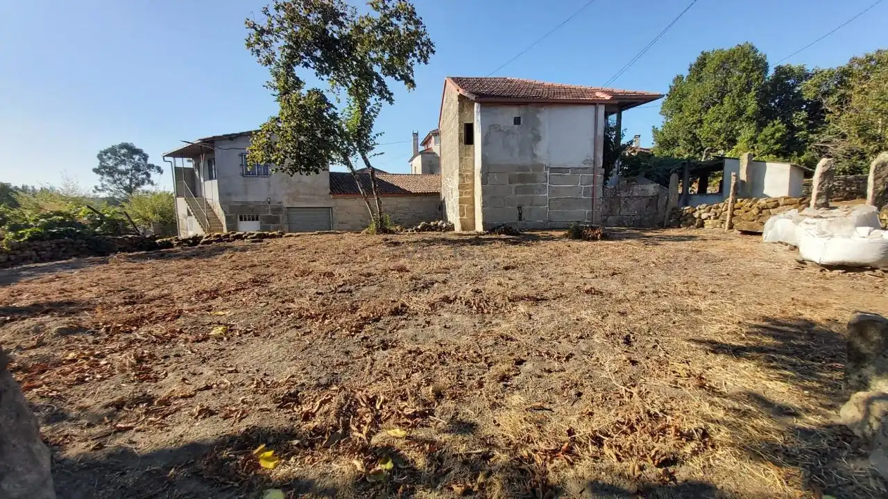 Houses for sale in San Cristovo de Cea  with Private garden
