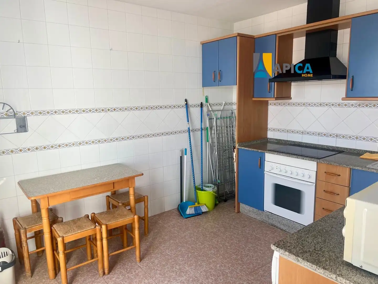 Kitchen of Flat for sale in Conil de la Frontera  with Air Conditioner and Terrace
