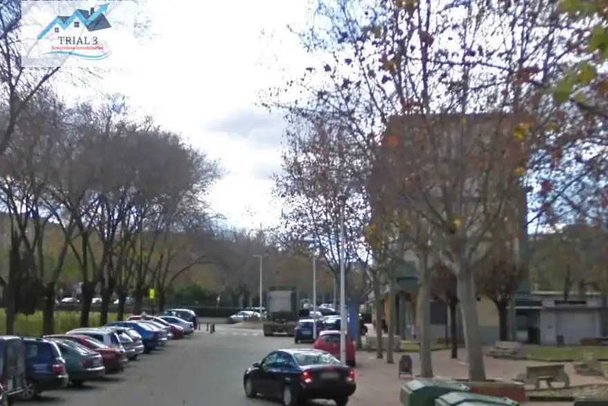 Local comercial en venda a Avenida CIUDAD REAL POL N, imagen 2