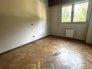 Bedroom of Flat for rent in Madrid  with Air Conditioner, Heating and Parquet flooring