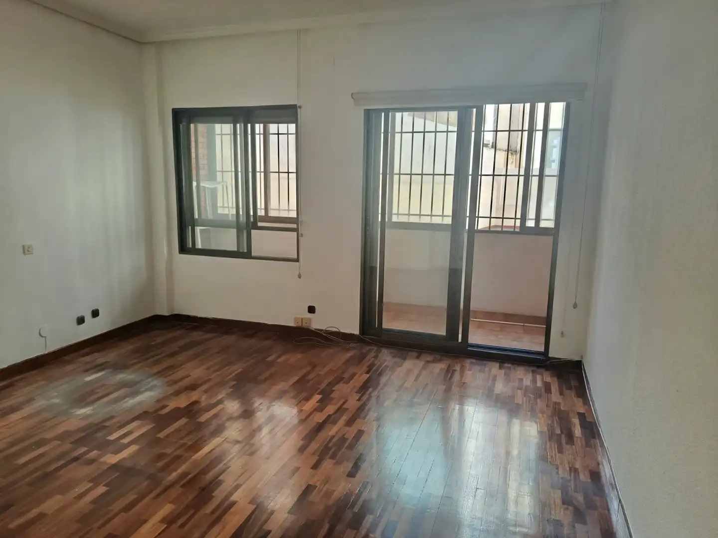 Oficina de alquiler en Valladolid con Balcón