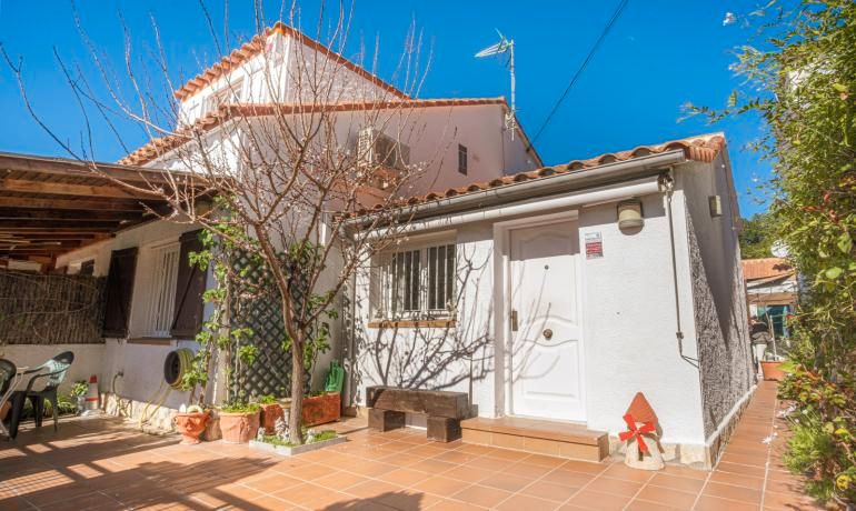 Single-family semi-detached for sale in Carrer Argentera, 13, Nord