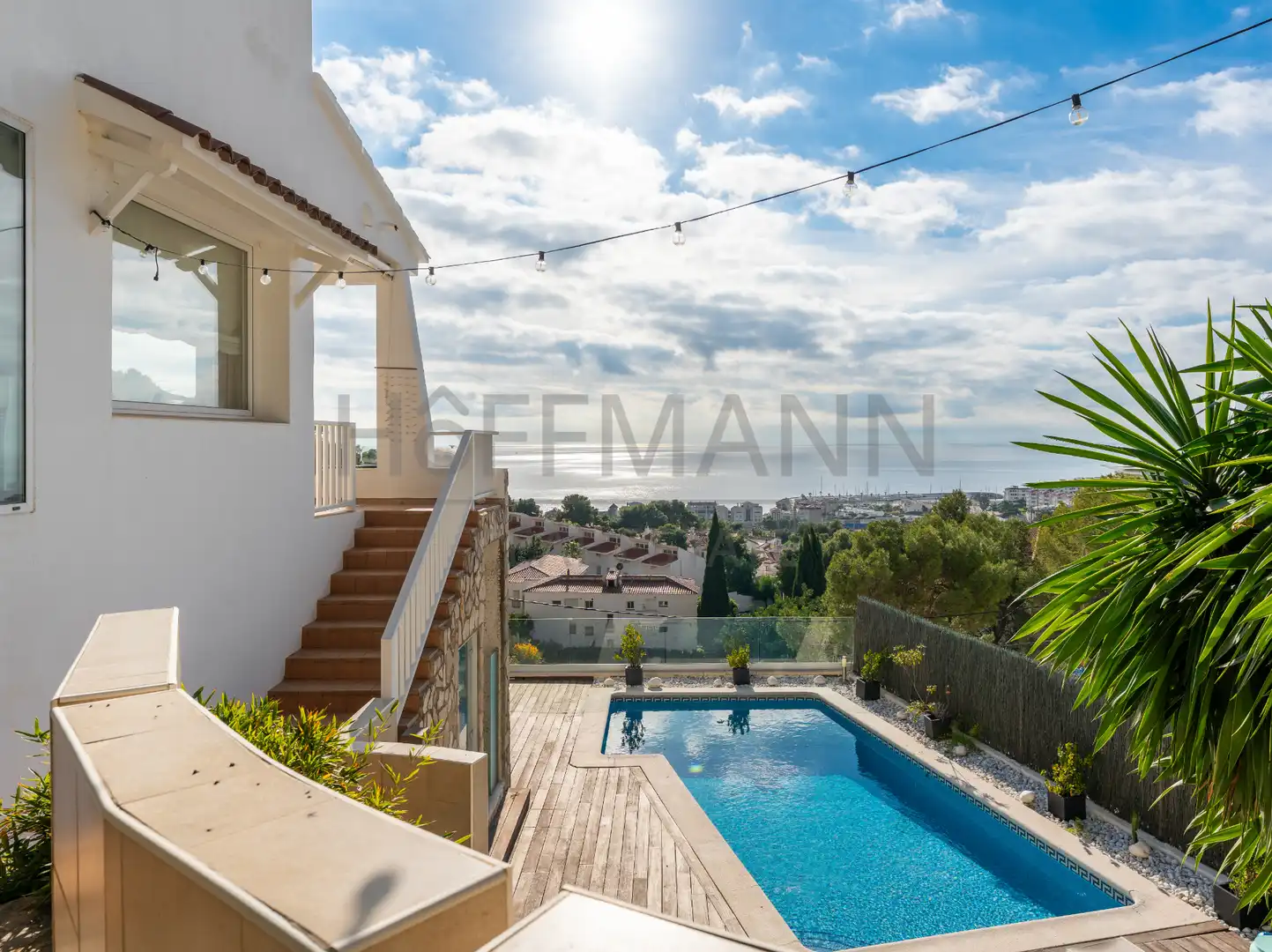 Vista exterior de Casa o chalet en venta en Sitges con Aire acondicionado, Calefacción y Jardín privado