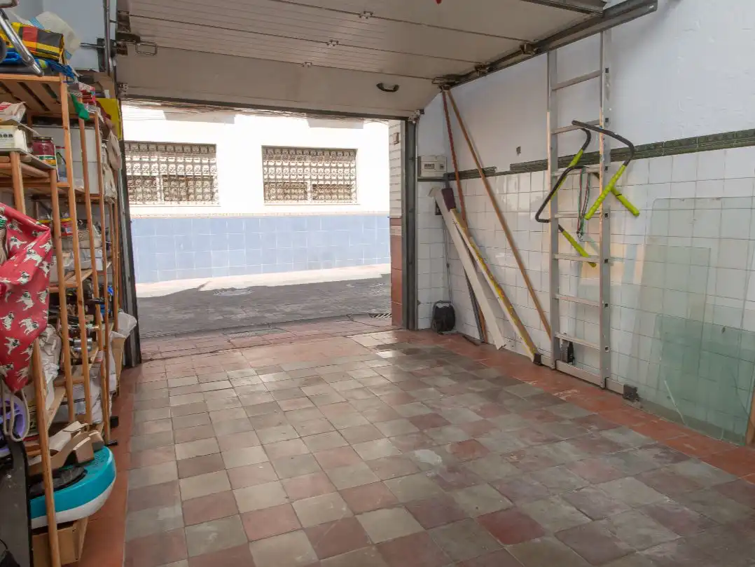 Aparcament de Planta baixa en venda en La Línea de la Concepción amb Terrassa