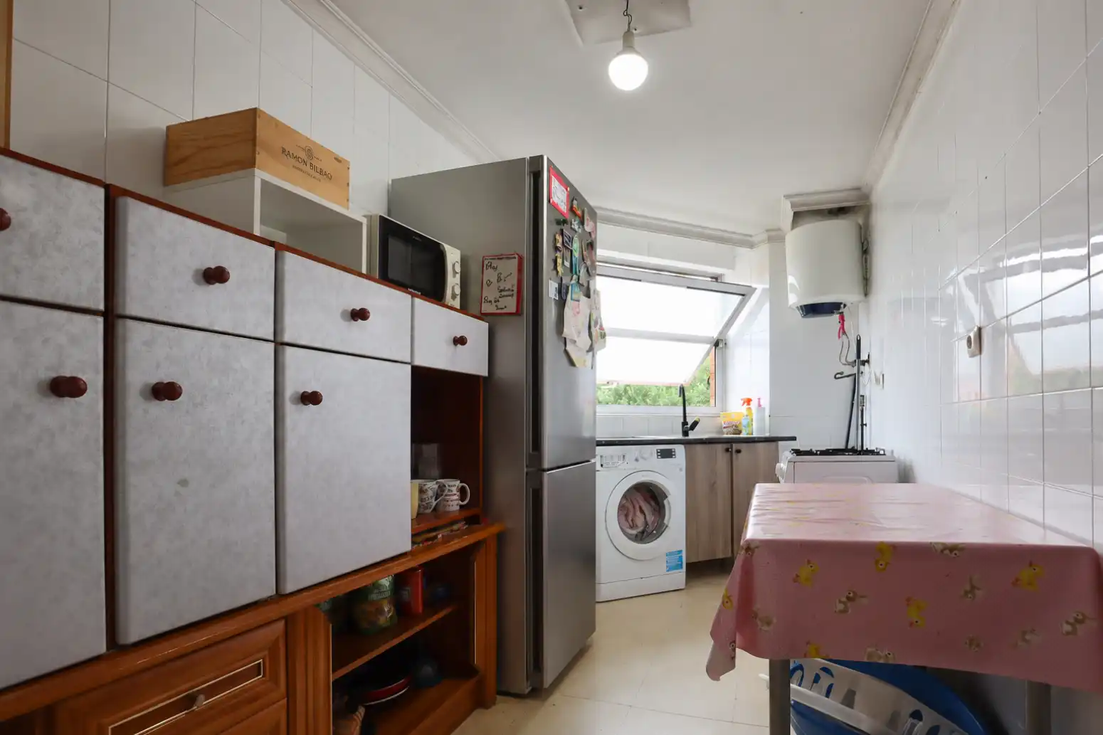 Cocina de Piso en venta en Oviedo  con Calefacción y Terraza