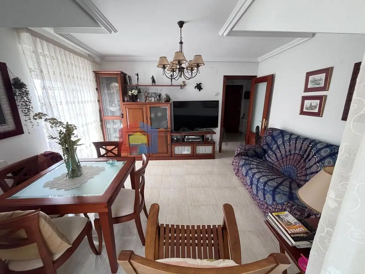 Sala de estar de Piso en venta en Noja con Calefacción, Terraza y Piscina comunitaria