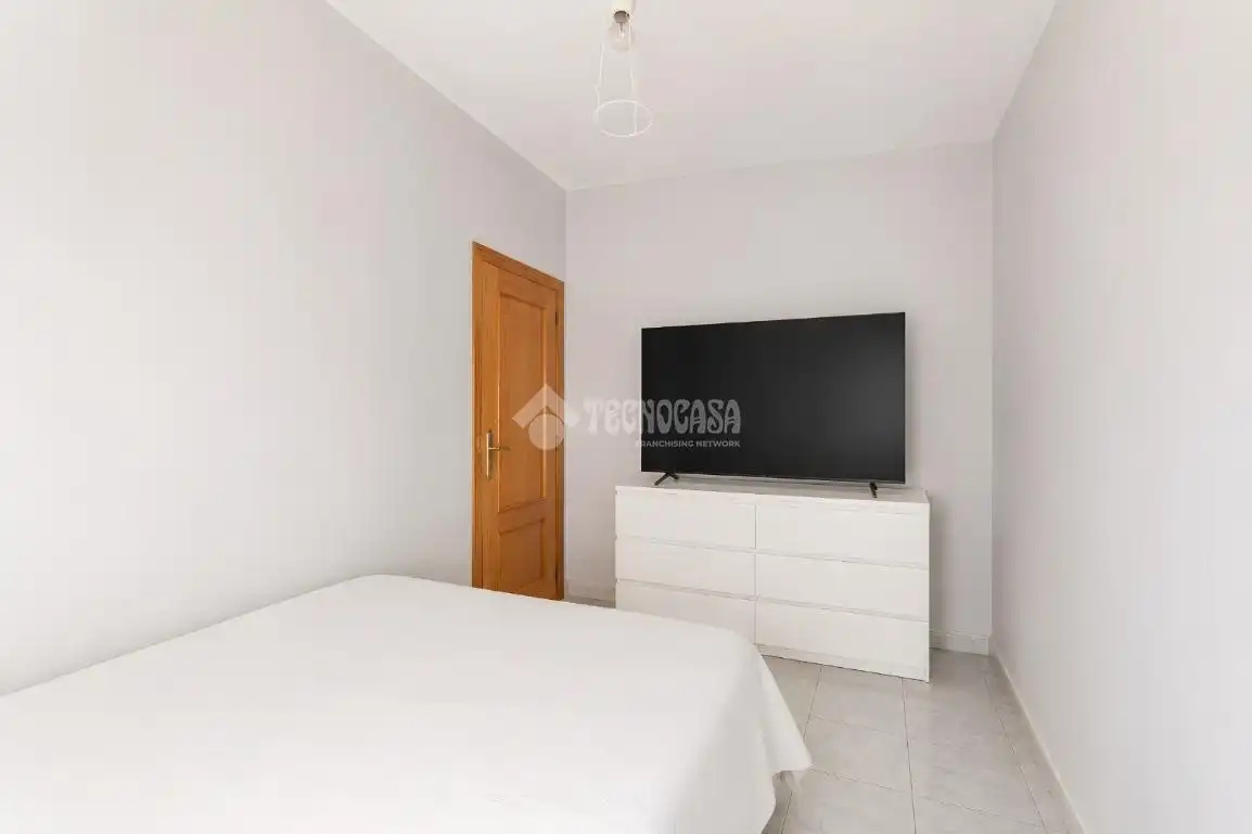 Schlafzimmer von Wohnung zum Verkauf in Madrid