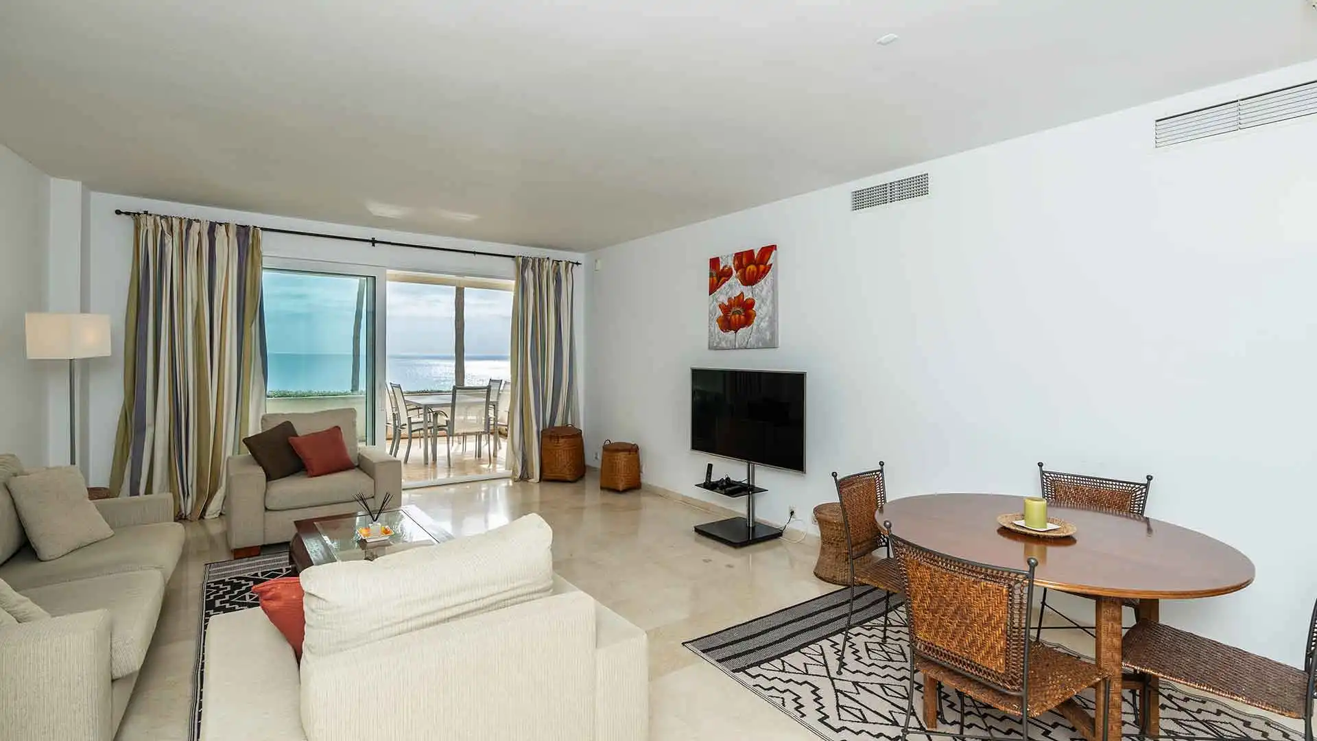 Apartment with pool for sale in Selwo, imagen 9