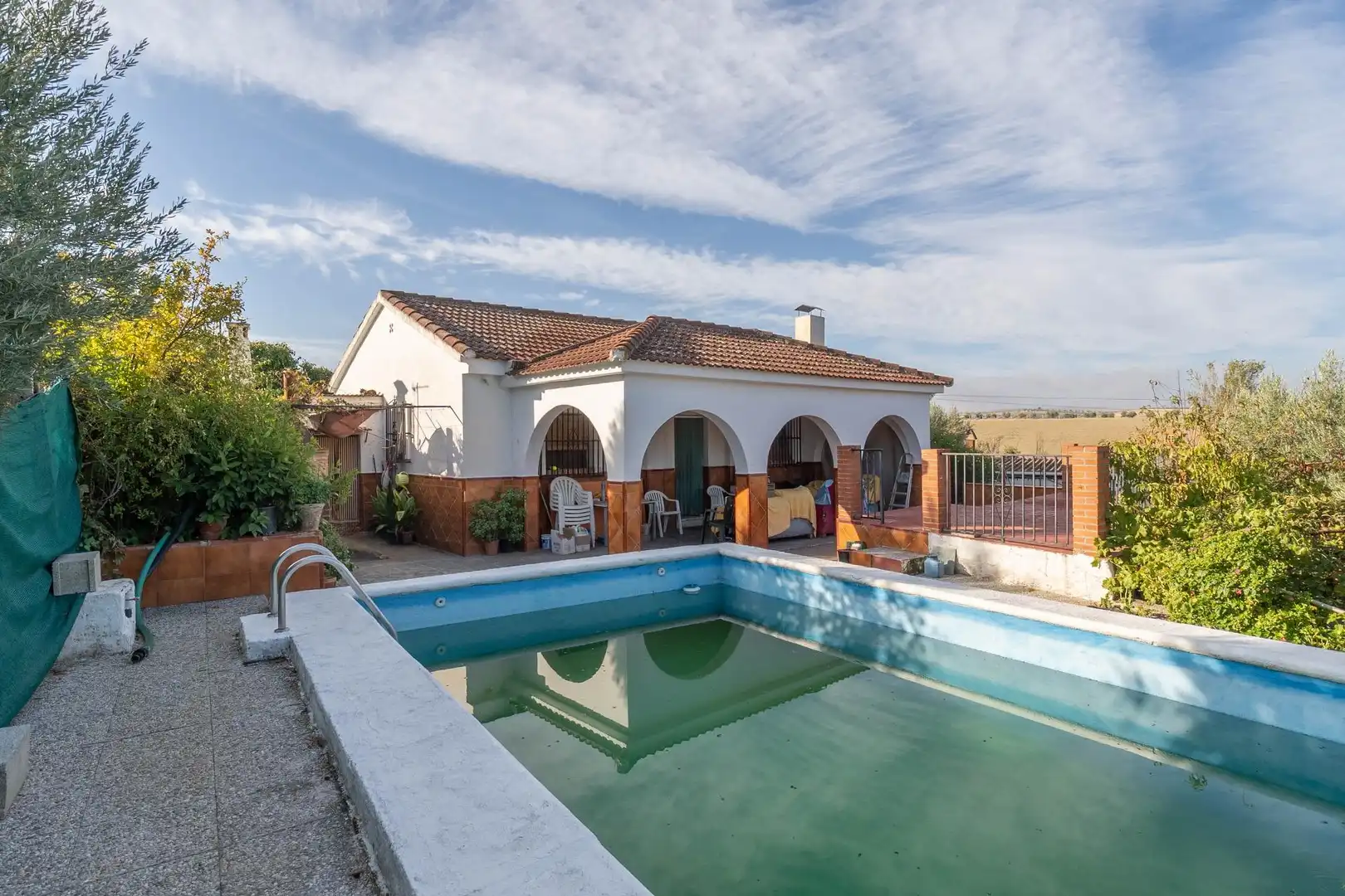 Außenansicht von Country house zum Verkauf in Las Gabias mit Privatgarten, Terrasse und Abstellraum
