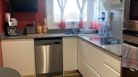 Foto 2 de Piso en venta en Carrer de Rafael Masó, Maçana, Salt