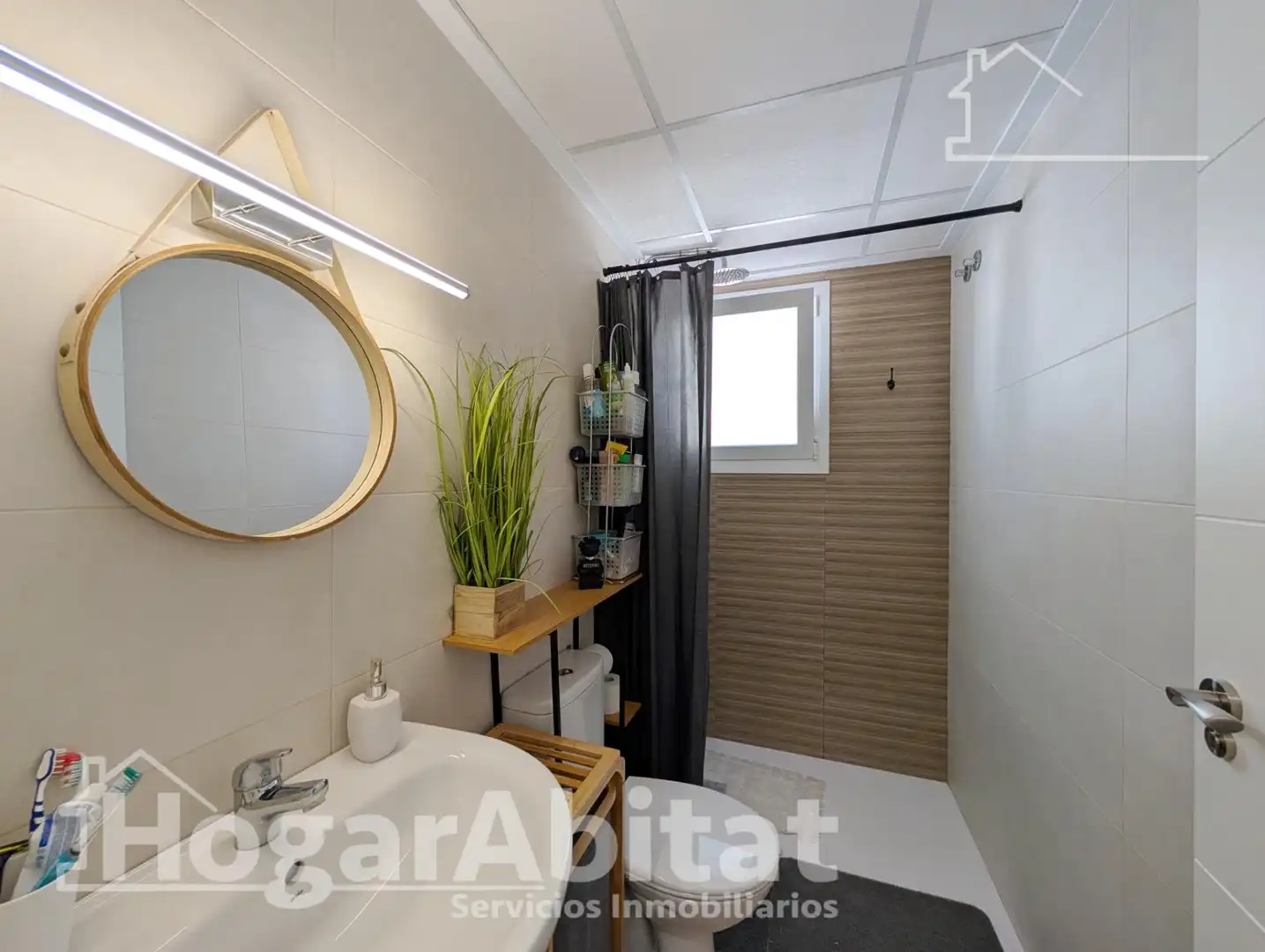 Baño de Casa adosada en venta en Santa Pola con Aire acondicionado, Calefacción y Terraza