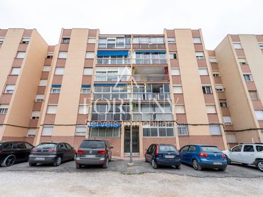 Appartement avec balcon à vendre à AV MONTSANT 15