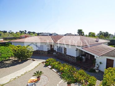 Casa amb piscina en venda a Can Sans