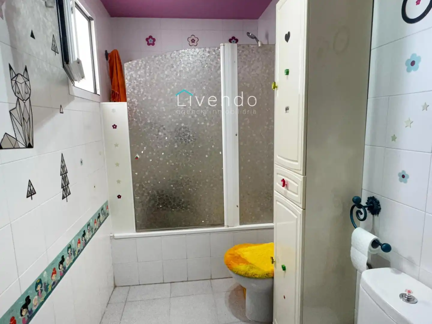 Baño de Piso en venta en Conil de la Frontera con Trastero y Amueblado
