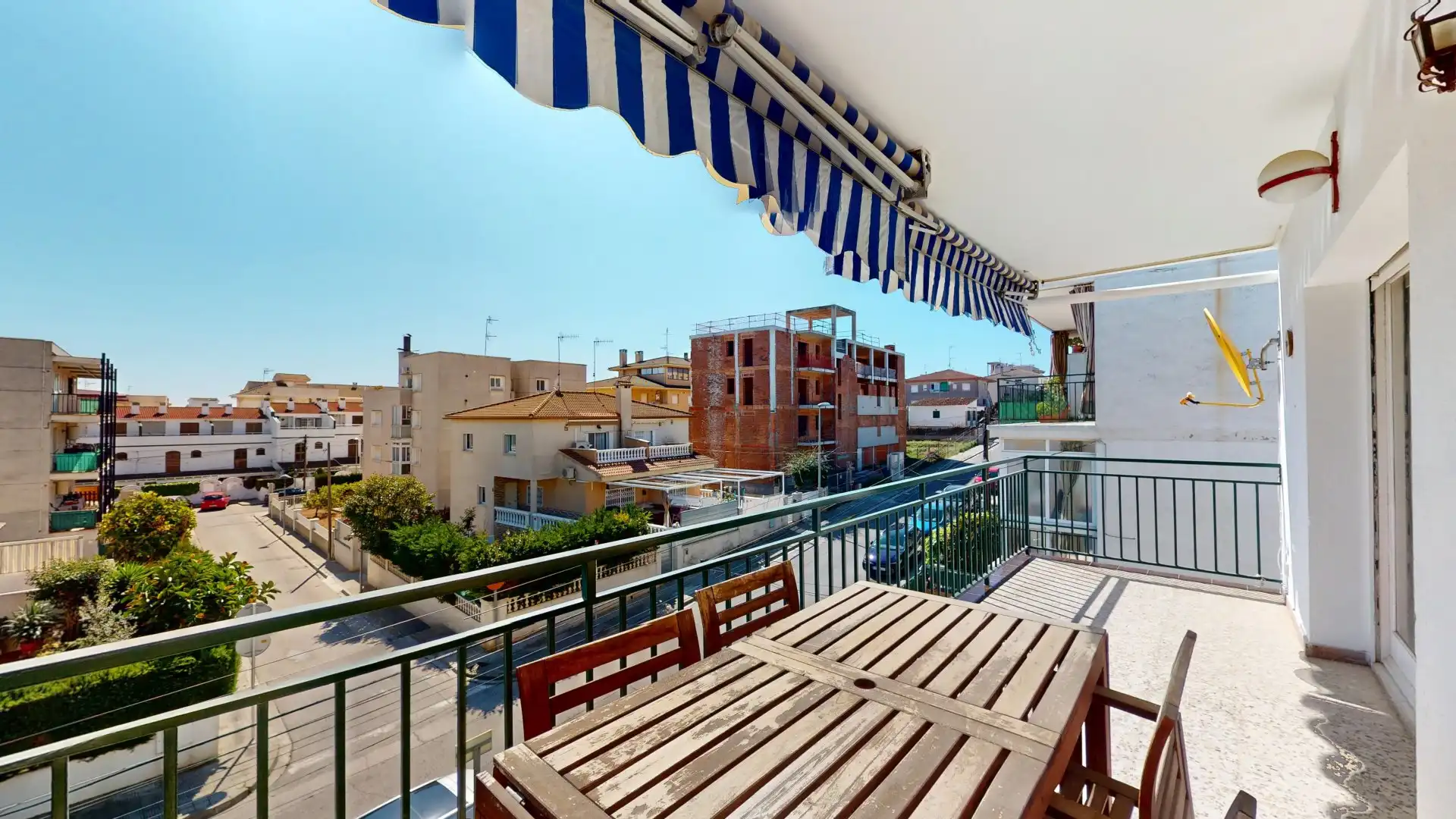 Terraza de Piso en venta en Cunit con Amueblado