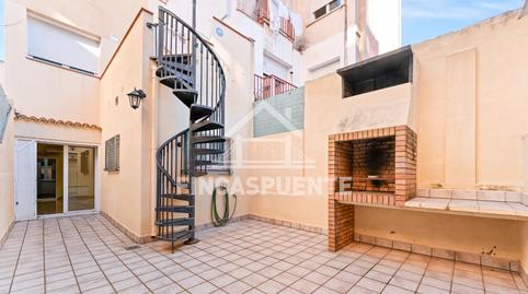 Foto 2 de Casa adosada en venda a Carrer de la Nació, El Camp de l'Arpa del Clot,  Barcelona Capital