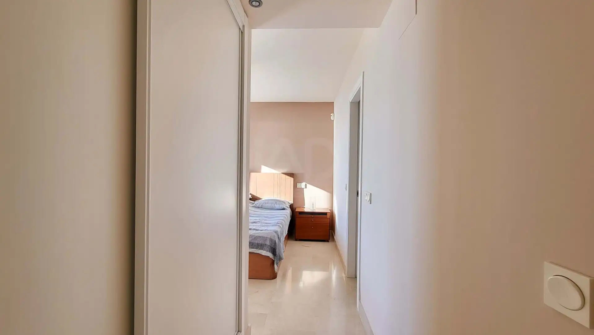 Wohnung zum Verkauf in Torrox mit Klimaanlage, Terrasse und Schwimmbad