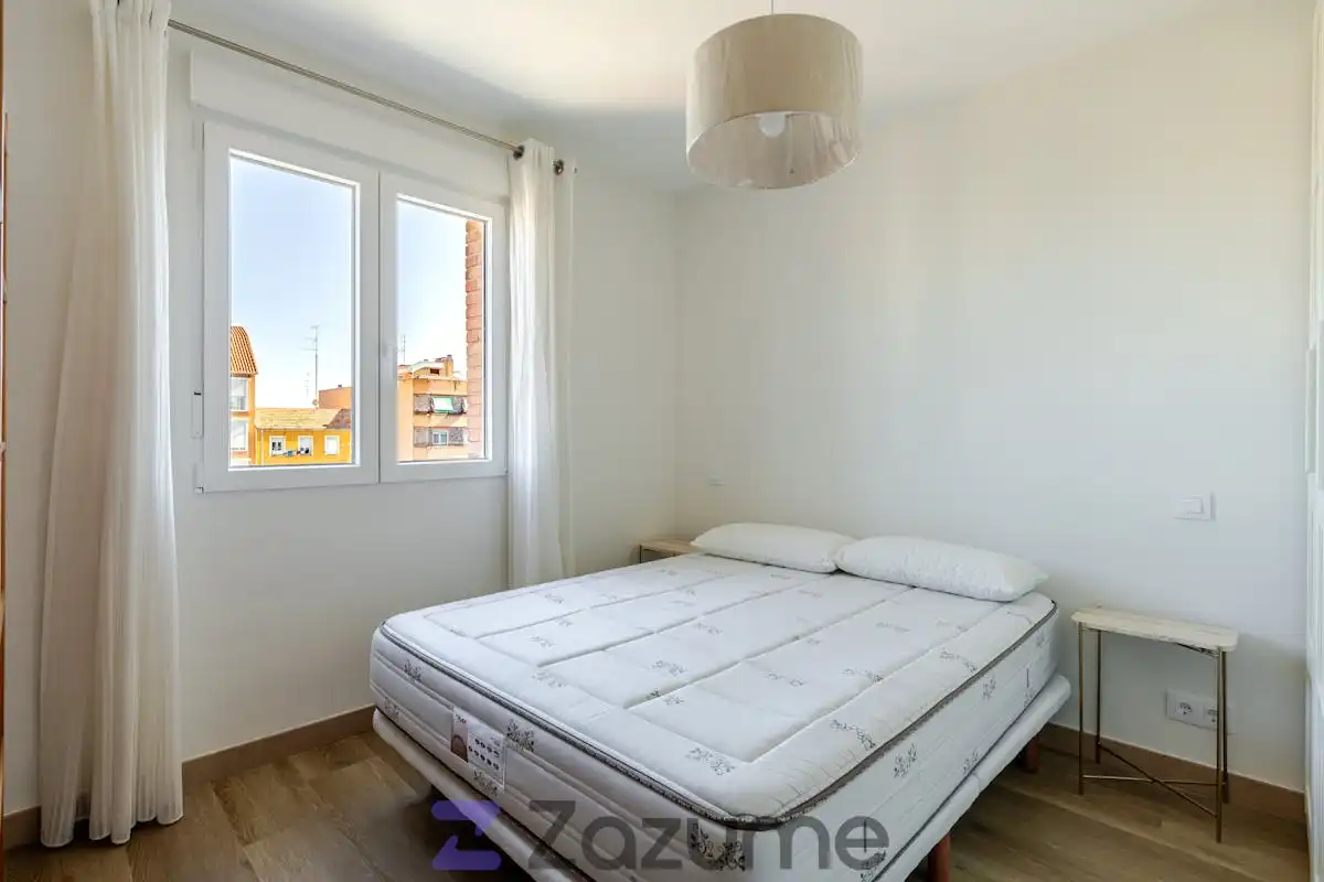 Bedroom of Flat for rent in Madrid  with Air Conditioner, Heating and Terrace