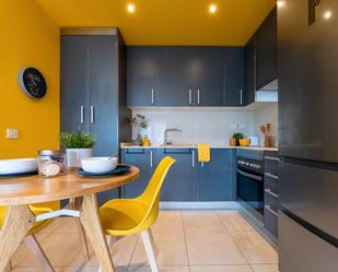 Kitchen of Flat for sale in Vilanova i la Geltrú  with Air Conditioner, Terrace and Balcony