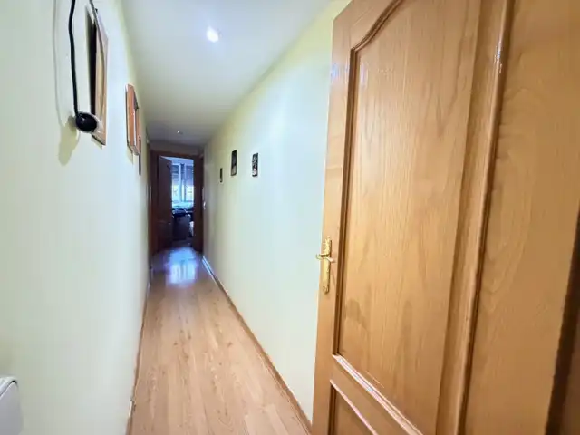 Wohnung zum Verkauf in Coslada mit Klimaanlage, Heizung und Terrasse