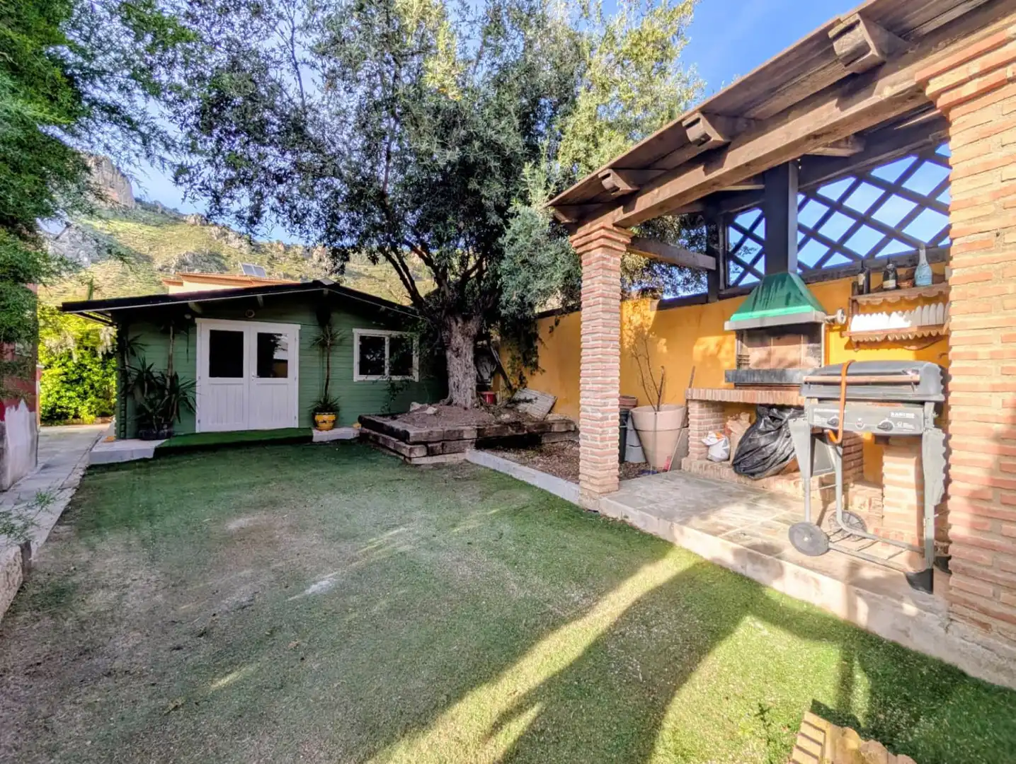 Jardí de Casa o xalet en venda en Loja amb Calefacció i Jardí privat
