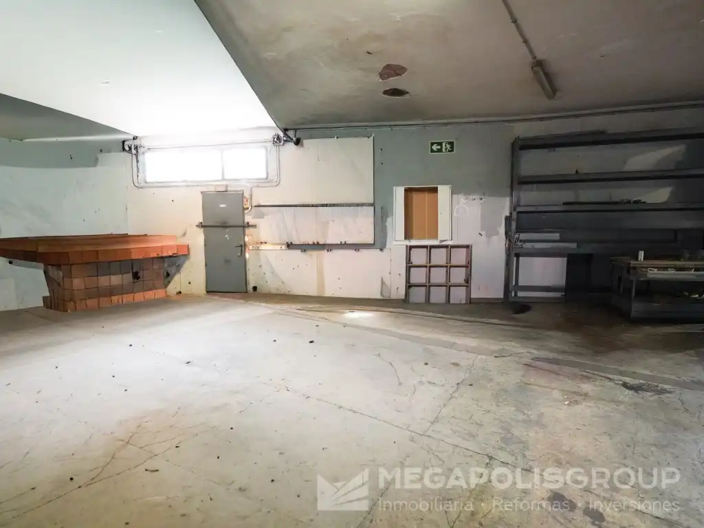 Nave industrial in vendita a Calle Josep Finestres, imagen 39
